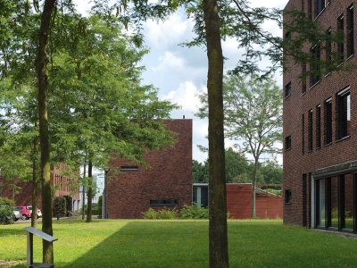 zee02oss.jpg