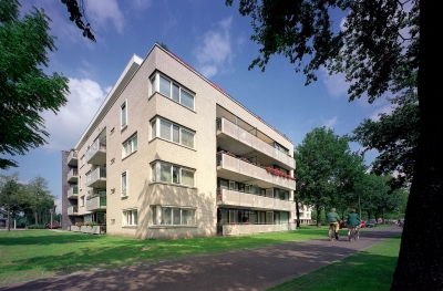 scha06.jpg